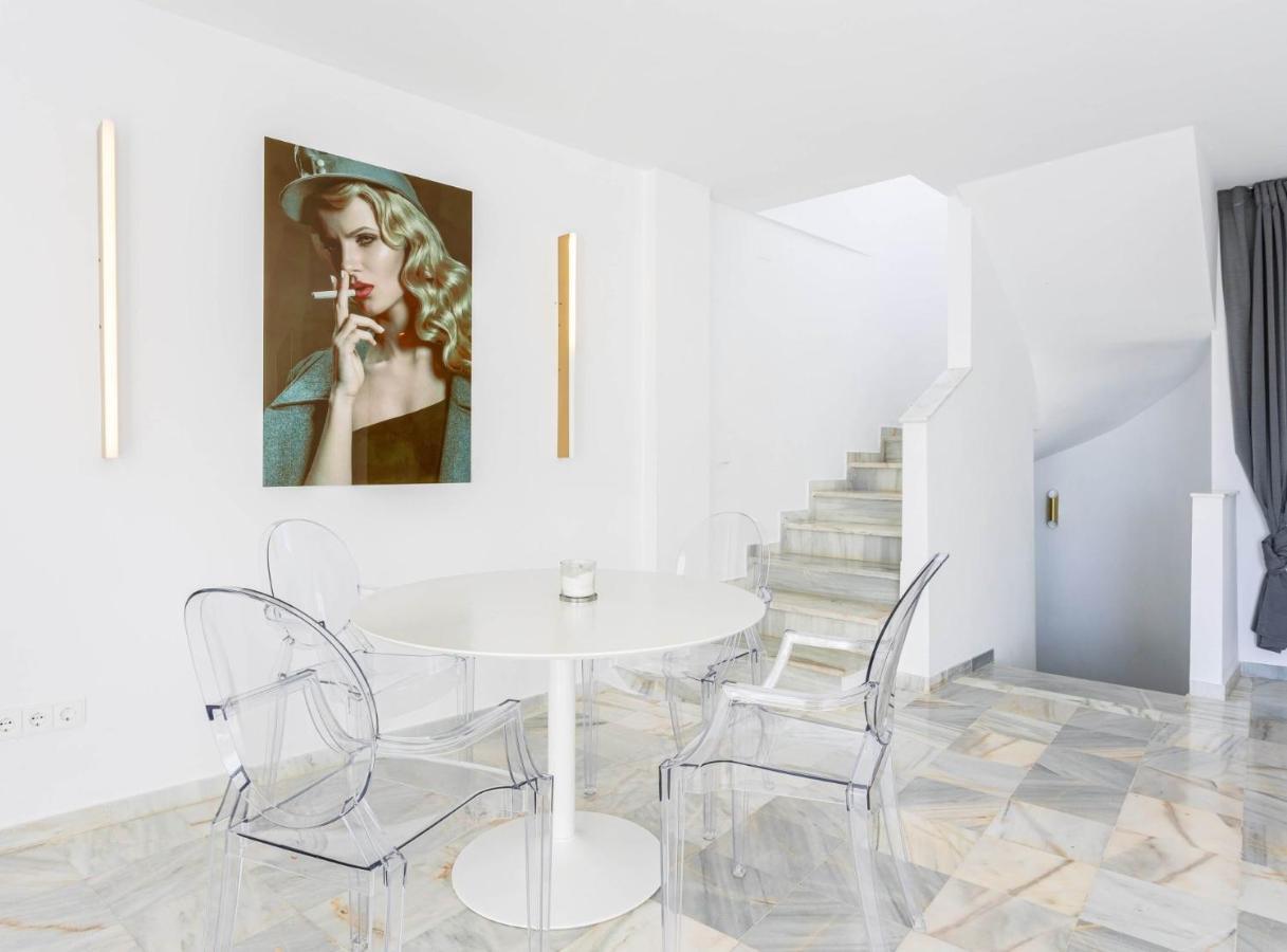 Modern Townhouse With Sea View In Marbella