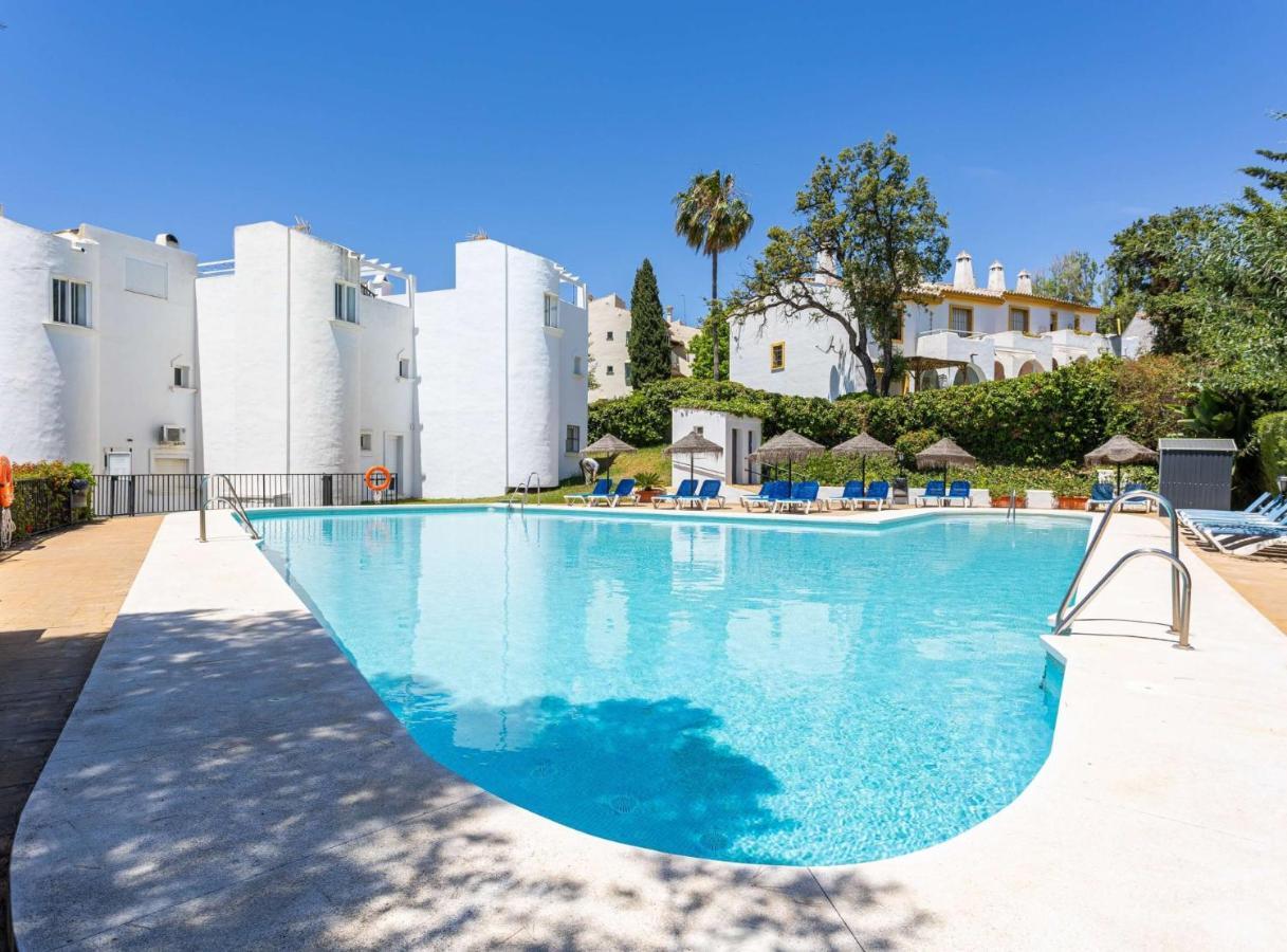 Modern Townhouse With Sea View In Vakantiehuis Marbella