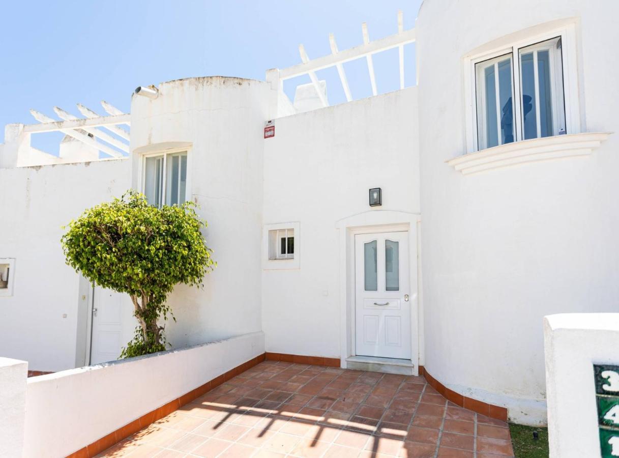 Modern Townhouse With Sea View In Holiday home *